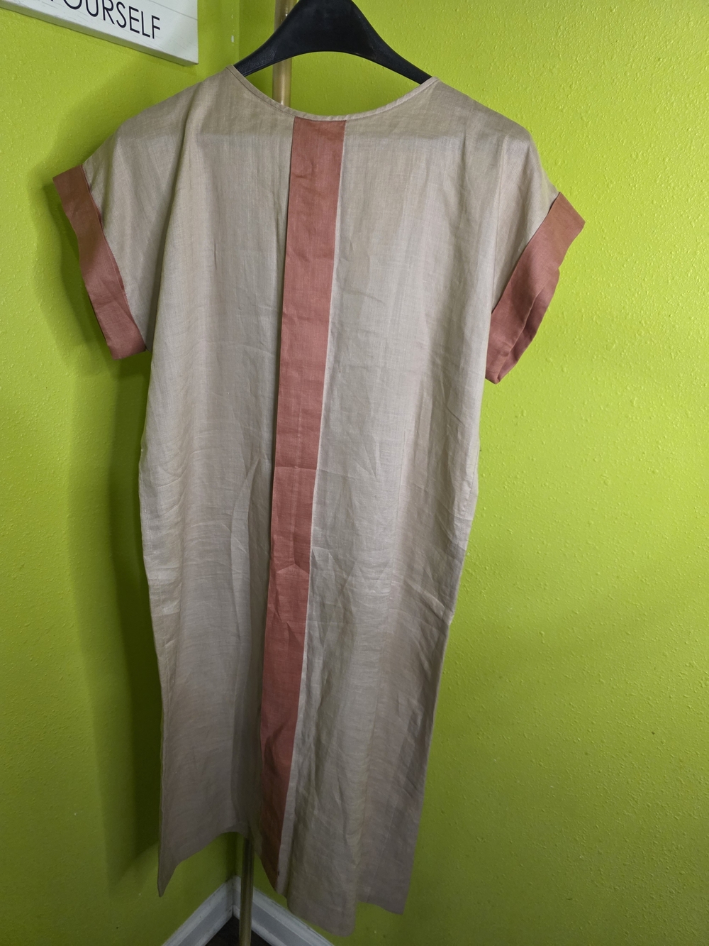Minimalist Beige Dress with Dusty Rose Trim